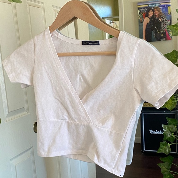 Brandy Melville Tops - brandy Melville shirt